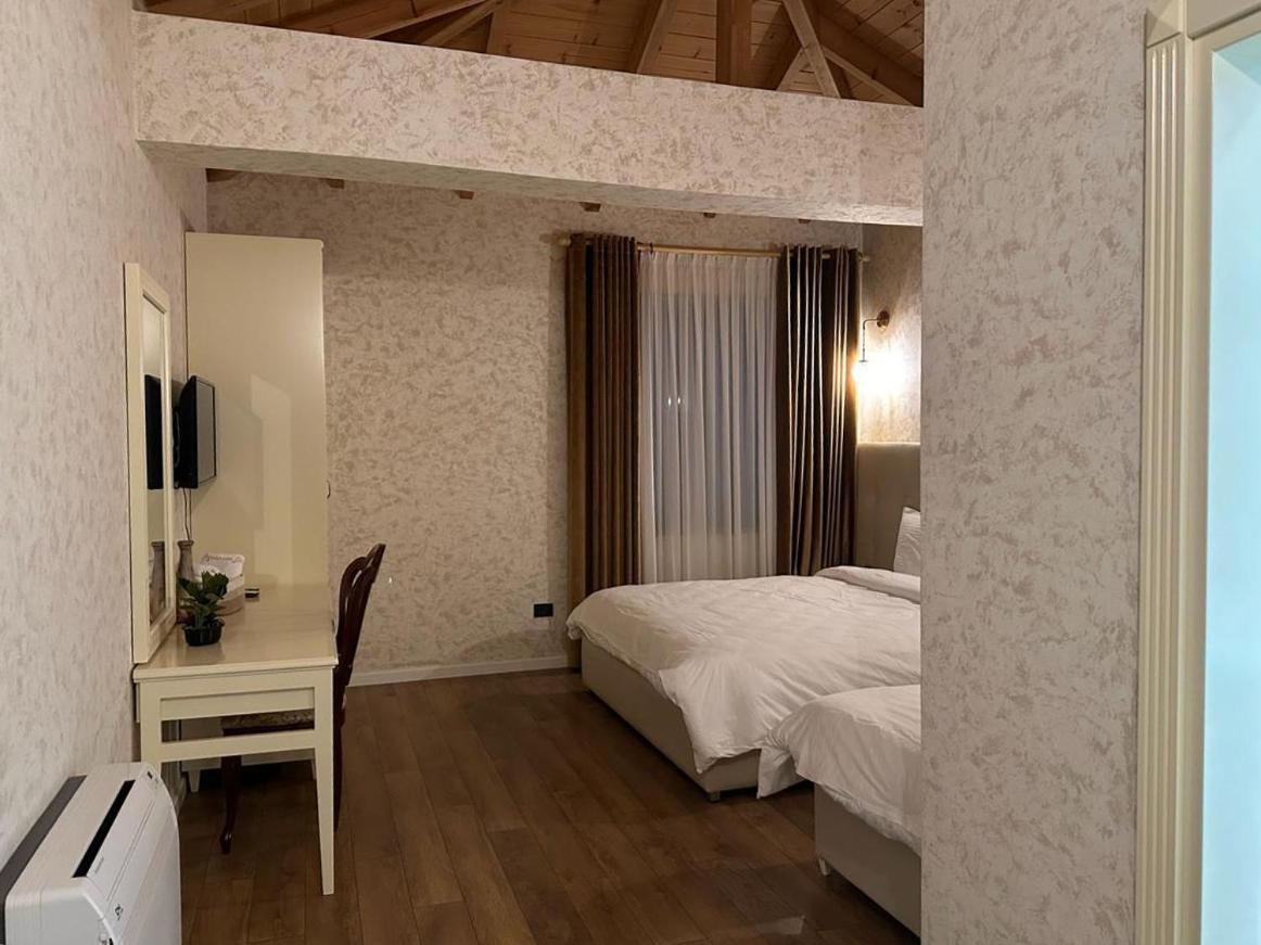 Hotel Agroturizem Eldi Fier Exterior foto