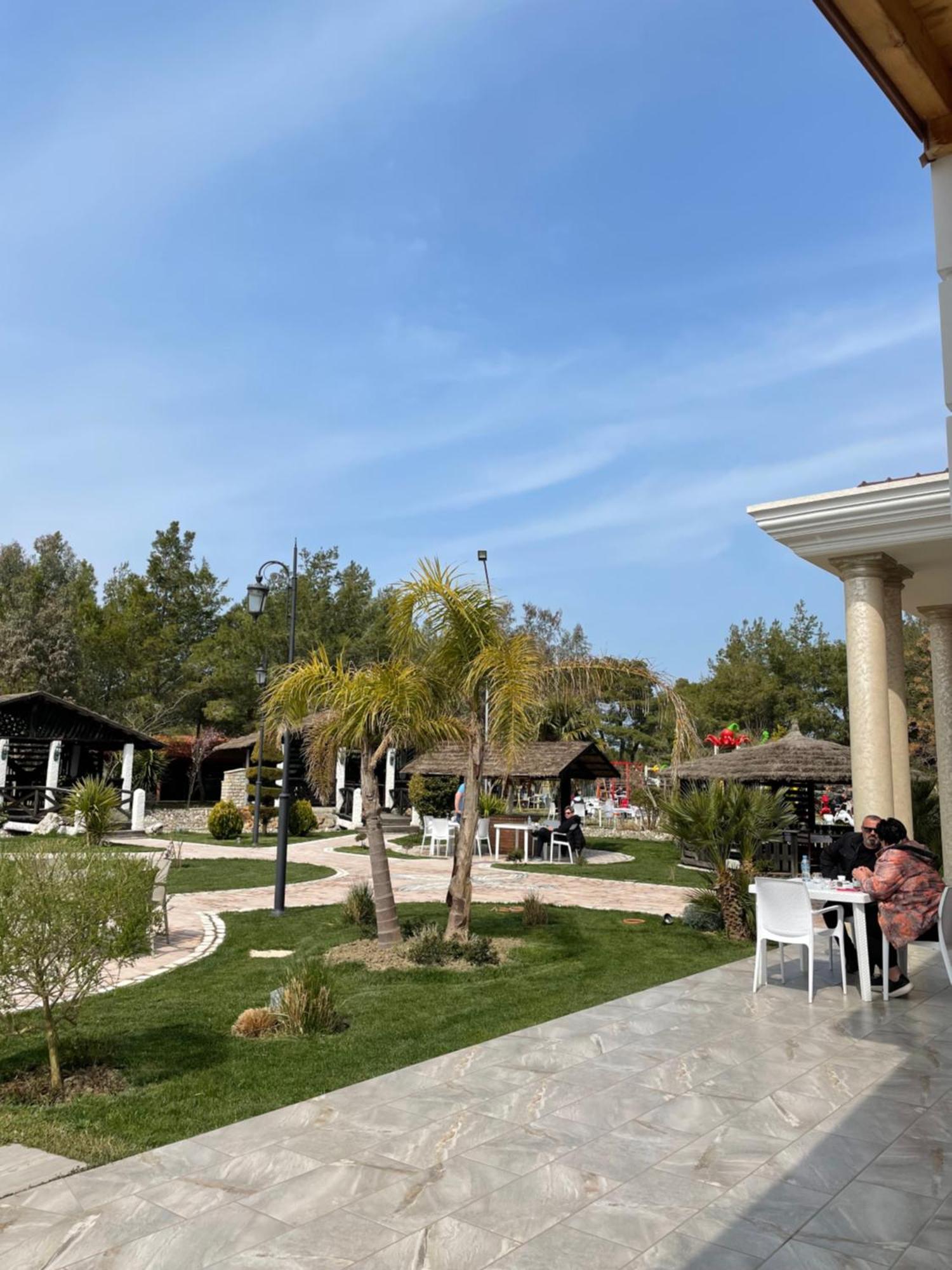 Hotel Agroturizem Eldi Fier Exterior foto