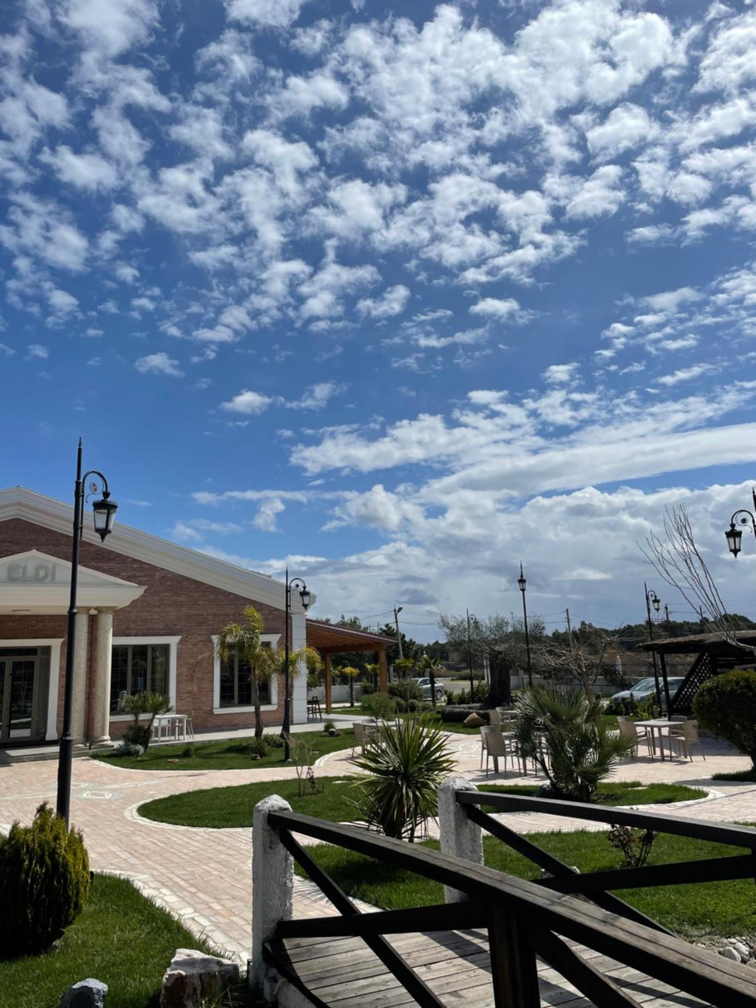 Hotel Agroturizem Eldi Fier Exterior foto